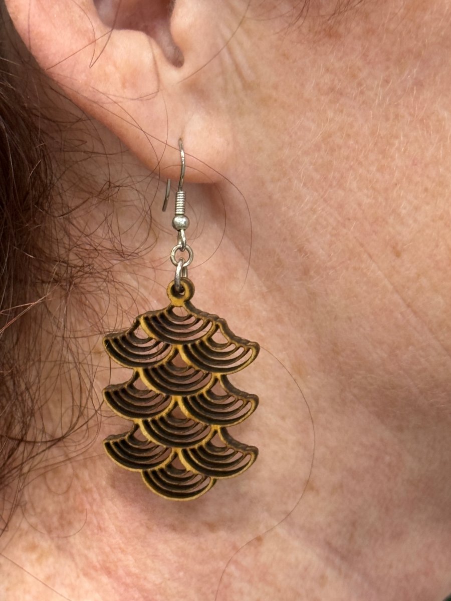 Deco Scallop Wooden Earrings - Cate's Concepts, LLC