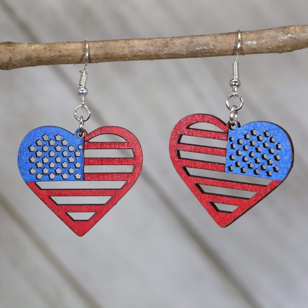 Hand-painted wooden American flag heart dangle earrings with USA patriotic design and hypoallergenic sterling silver hooks, lightweight flag statement jewelry earrings for Fourth of July and national pride 🇺🇸