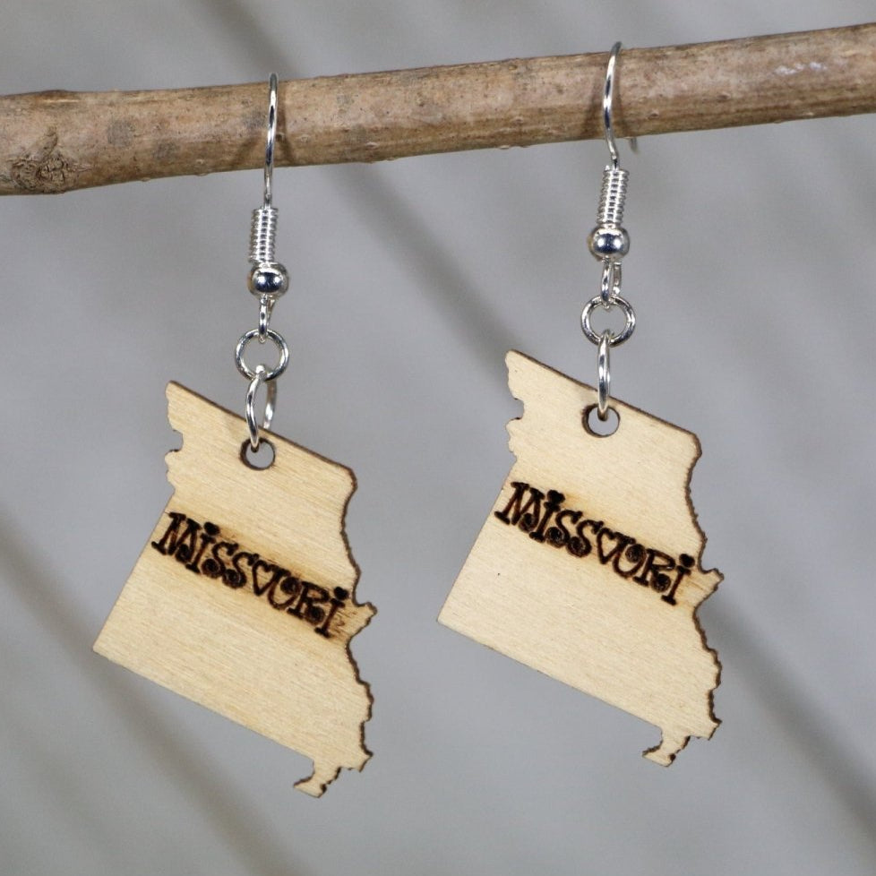 Hand-painted wooden Missouri state dangle earrings with detailed state outline design and hypoallergenic sterling silver hooks, lightweight Missouri pride statement jewelry earrings for locals, travelers, and state lovers