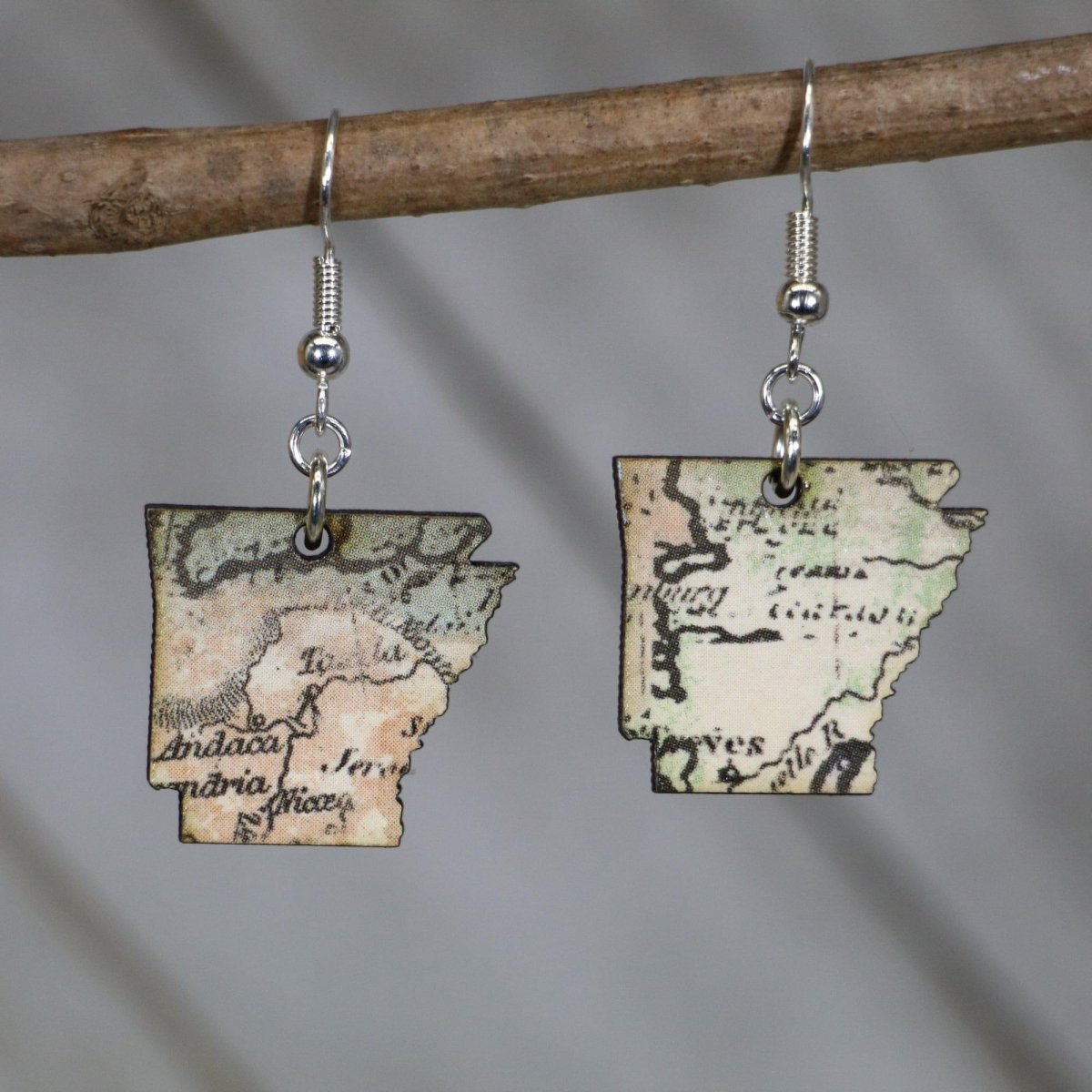Hand-painted wooden Arkansas state dangle earrings with travel souvenir inspired design and hypoallergenic sterling silver hooks, lightweight Arkansas statement jewelry earrings for state pride and adventure style