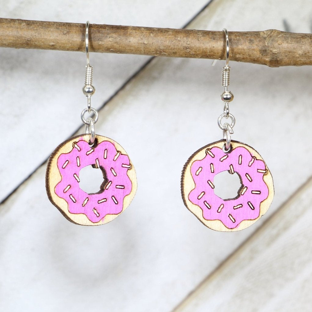 Sprinkle a little fun into your style with these Donut Wooden Earrings—hand-painted, lightweight, and perfect for food lovers, sweet personalities, and playful everyday vibes.