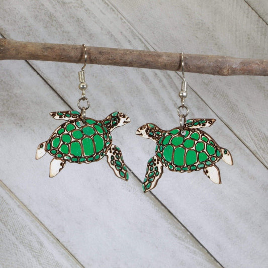 Hand-painted wooden realistic sea turtle dangle earrings with detailed ocean animal design and hypoallergenic sterling silver hooks, lightweight sea turtle statement jewelry earrings for beach lovers and marine life style