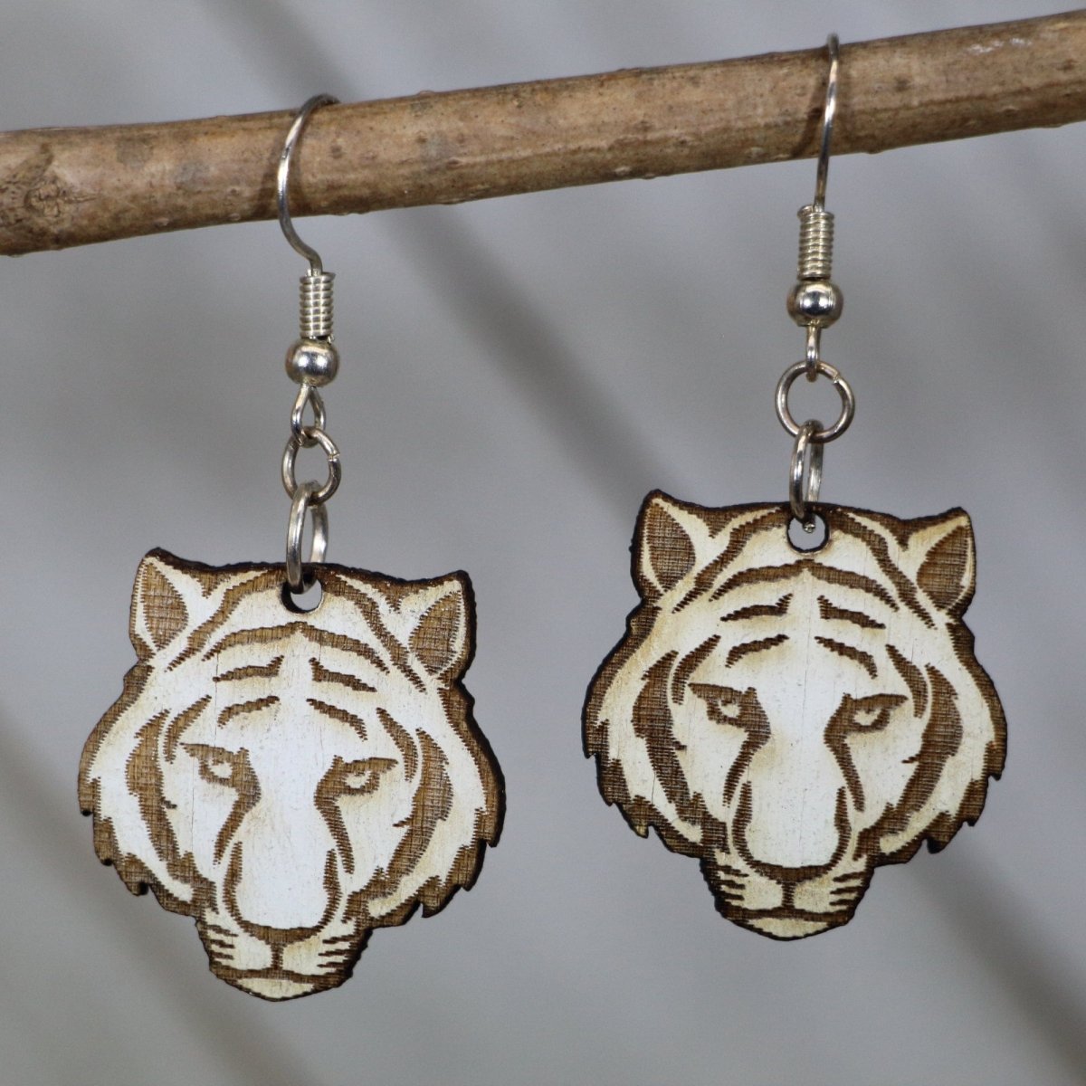 Hand-painted wooden tiger face dangle earrings with bold wildlife design and hypoallergenic sterling silver hooks, lightweight tiger statement jewelry earrings for animal lovers and fierce style